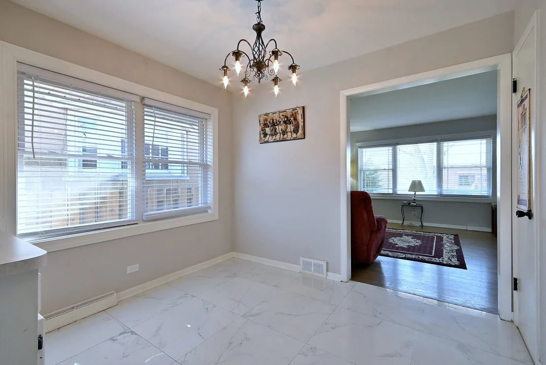Photo of 341 Iroquois Road
