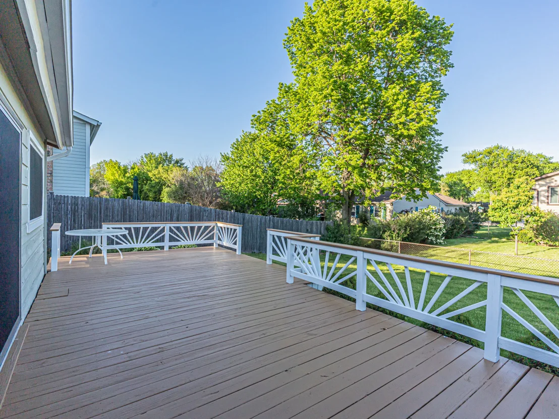 Photo of 1145 N Thackeray Drive