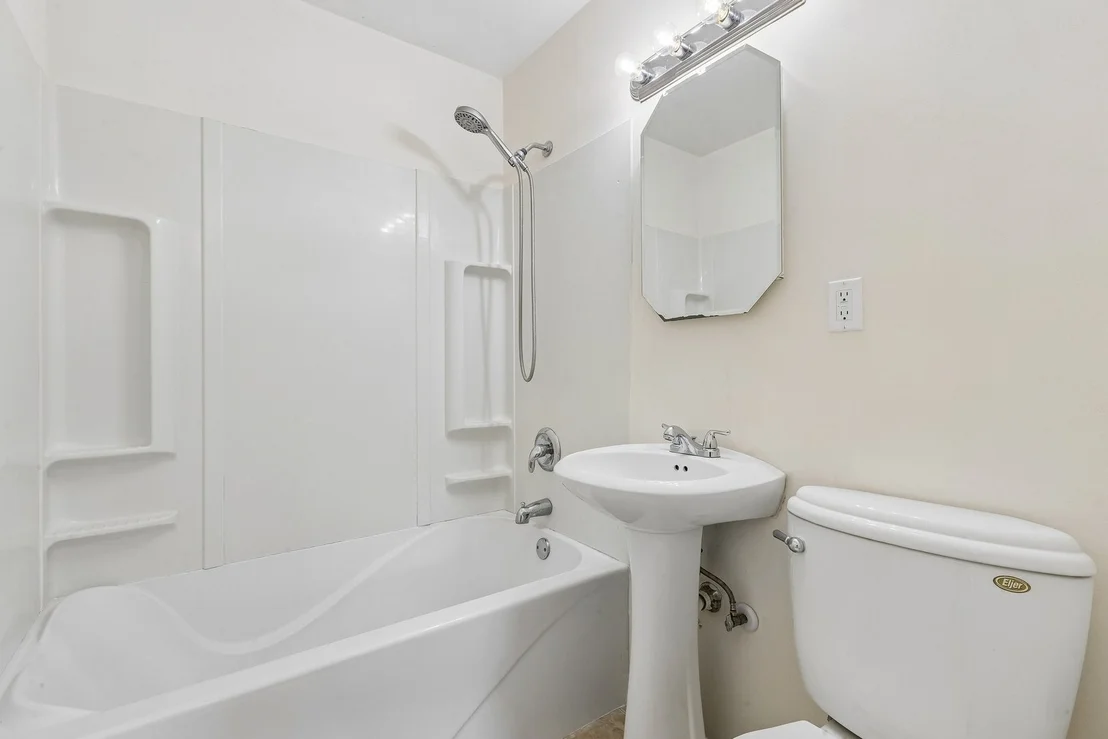 Photo of 2716 Mohawk Road