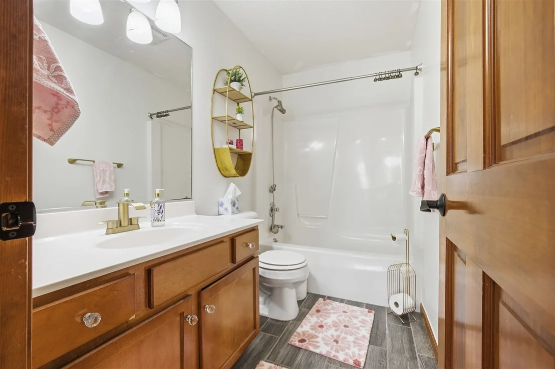 Photo of 1504 Estate Drive