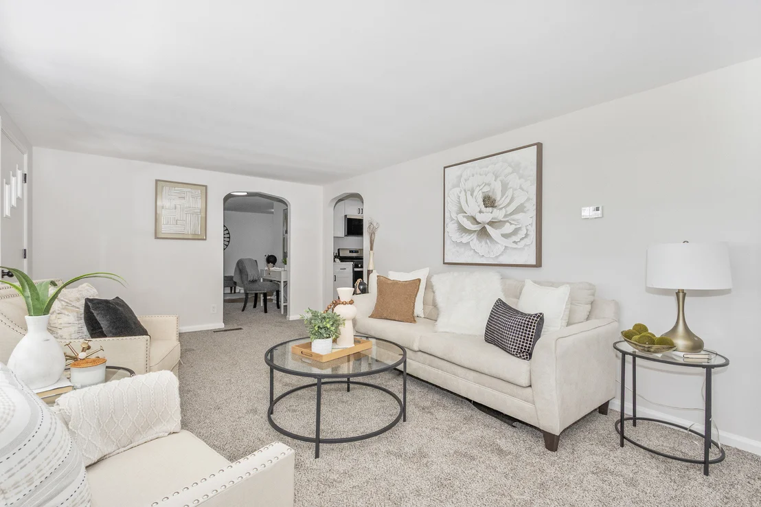 Photo of 646 Mount Vernon Place