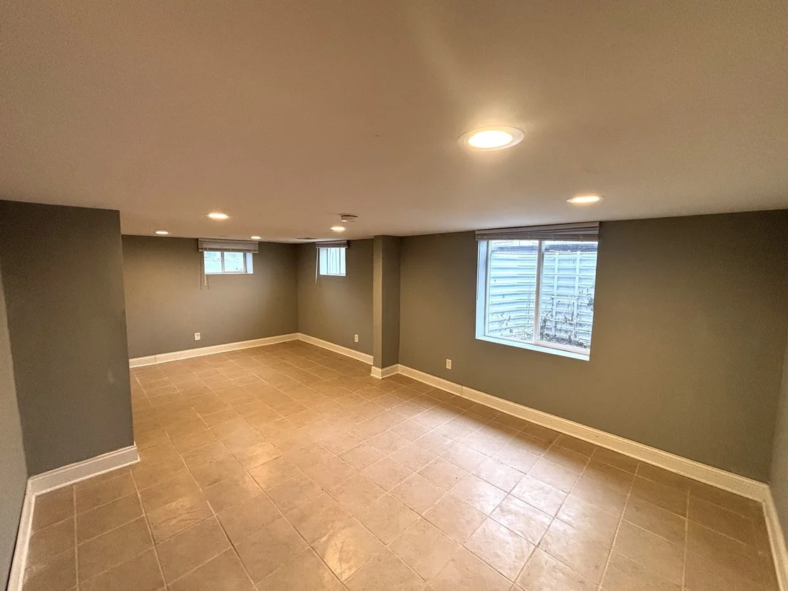 Photo of 2276 Manchester Road