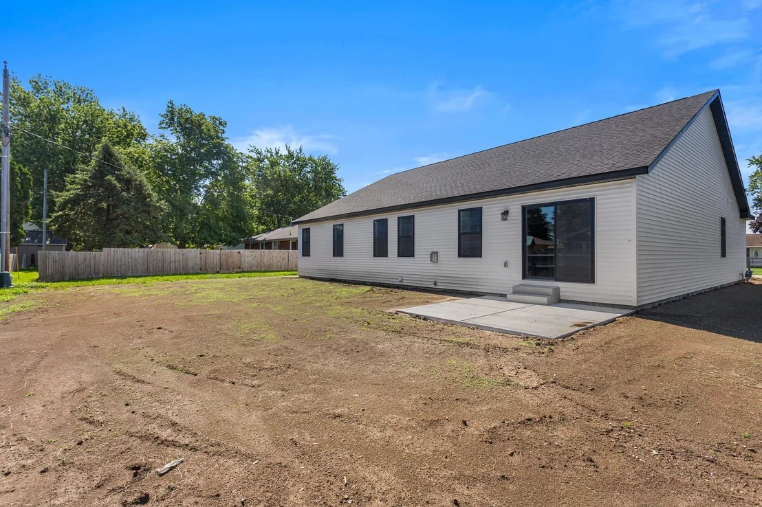 Photo of 202 W Evergreen Drive
