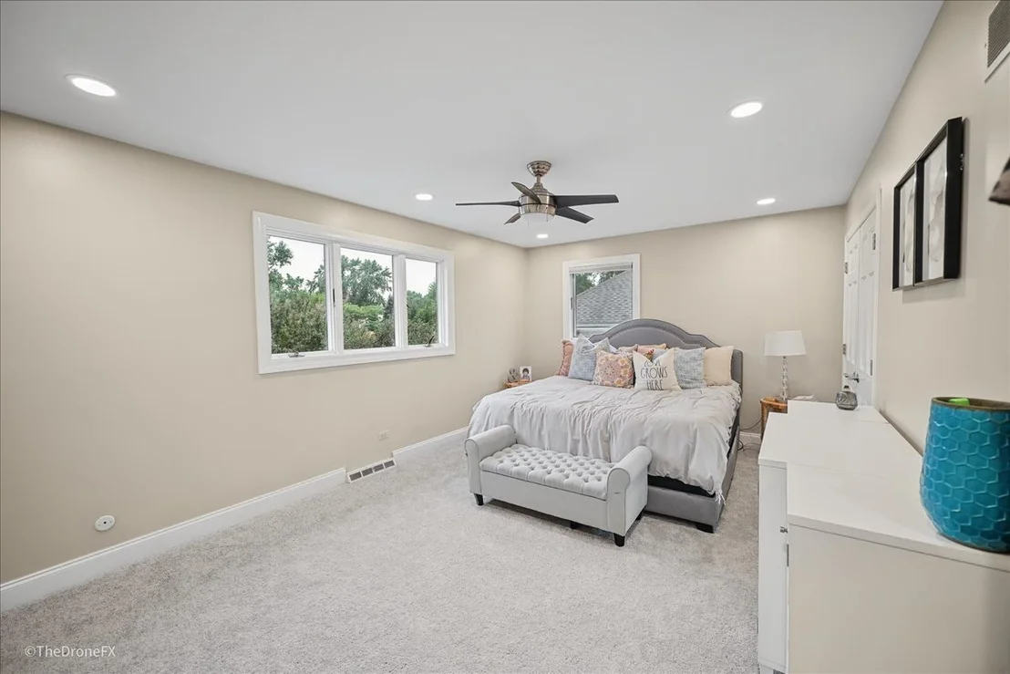 Photo of 26W355 Blackhawk Drive