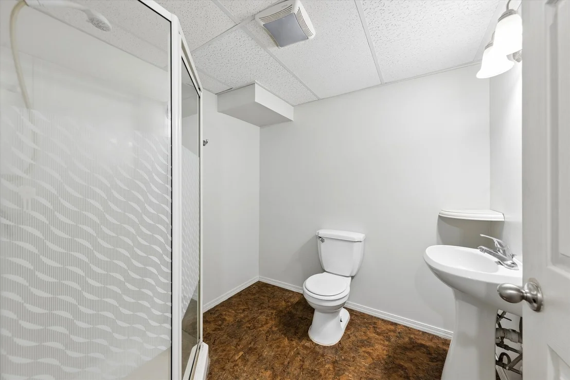 Photo of 7805 MOSSHEATHER Drive