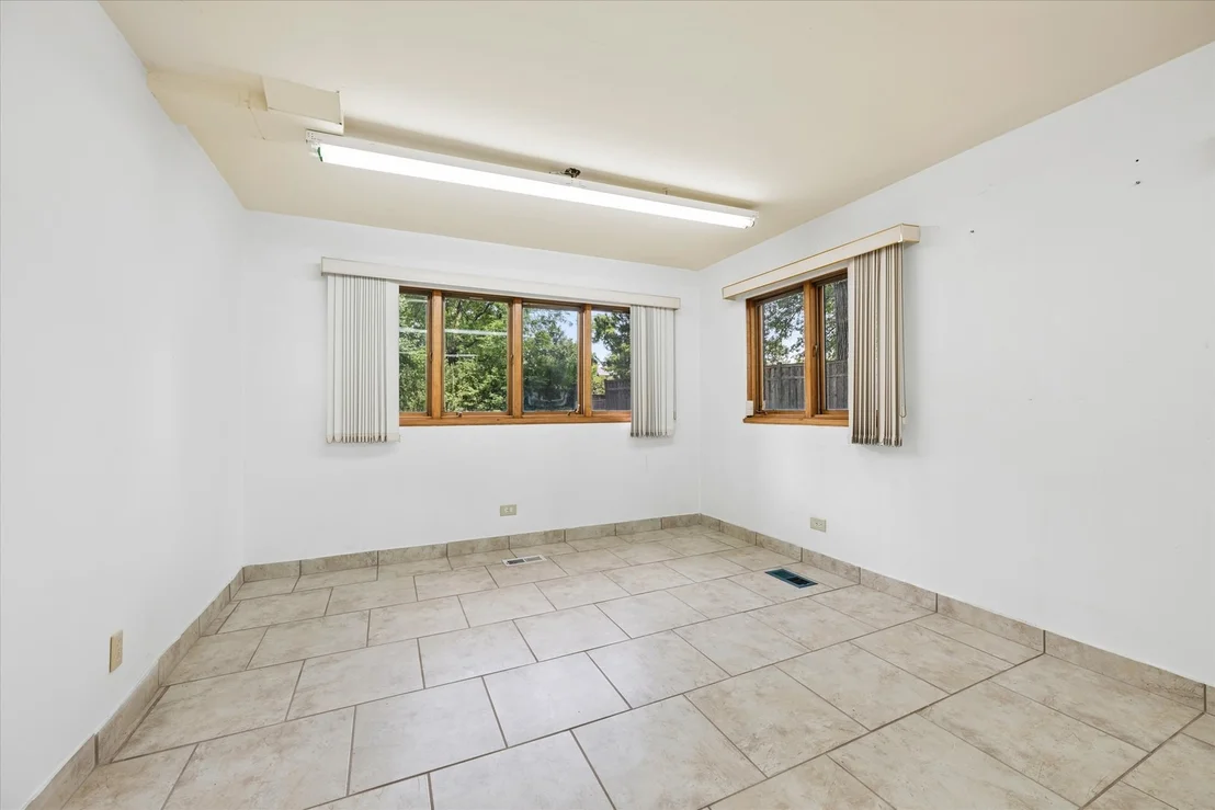Photo of 1655 Forest Drive