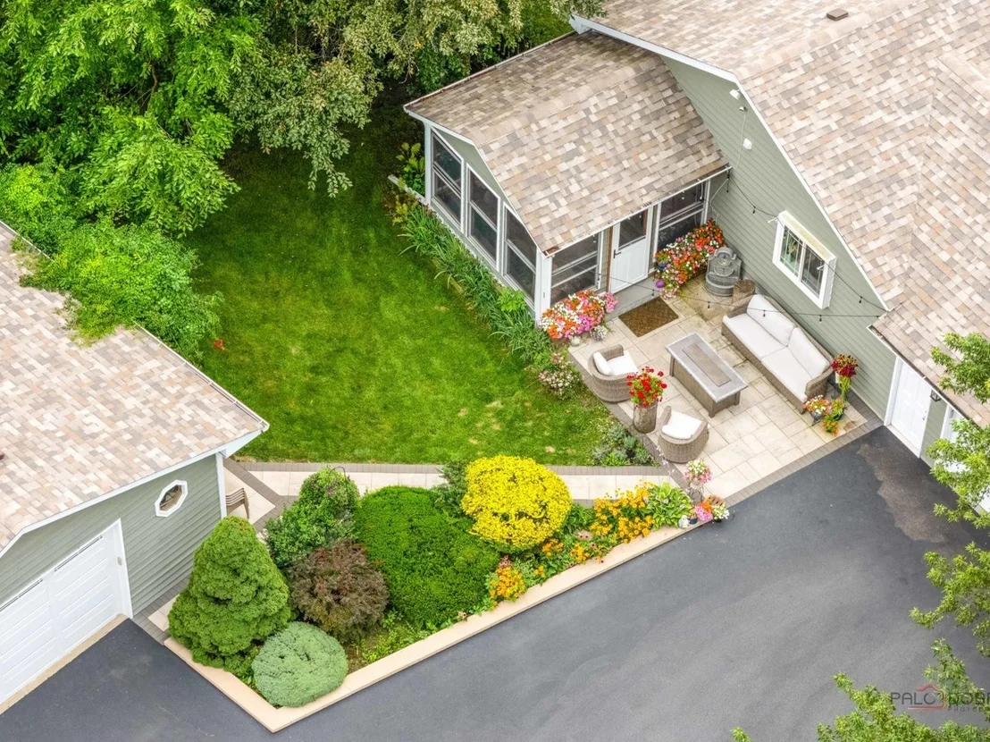 Photo of 717 Roberts Road