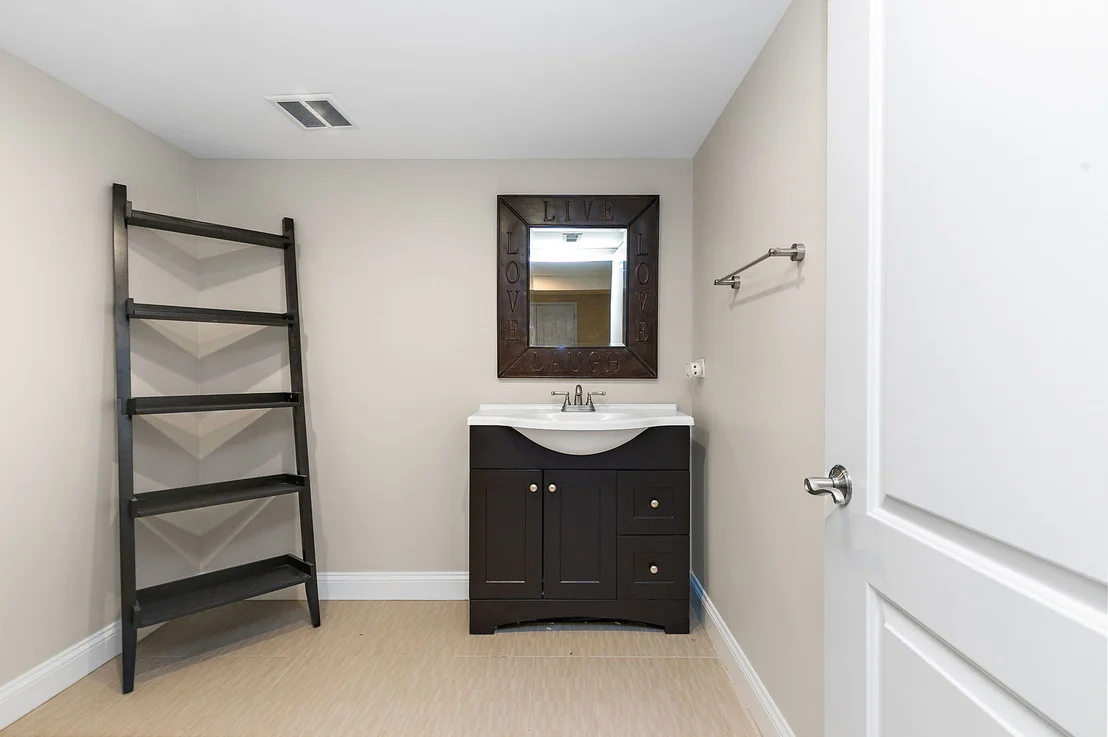 Photo of 2702 Oak Drive