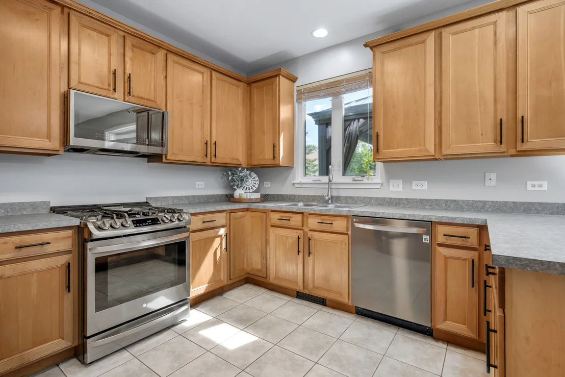 Photo of 11204 Thrush Creek Drive