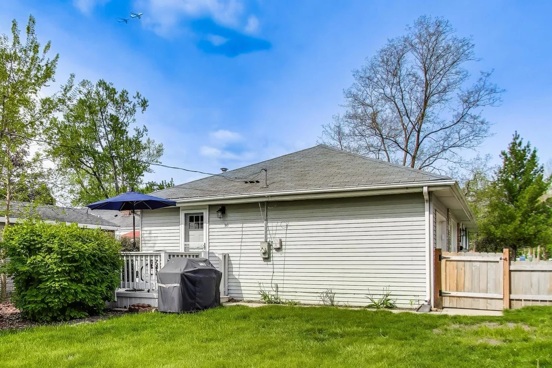 Photo of 321 N Fairview Avenue