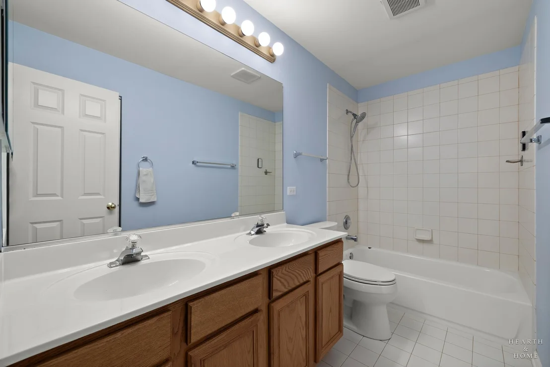 Photo of 412 Reserve Drive