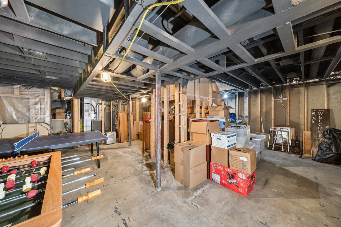 Photo of 567 Lakeview Drive
