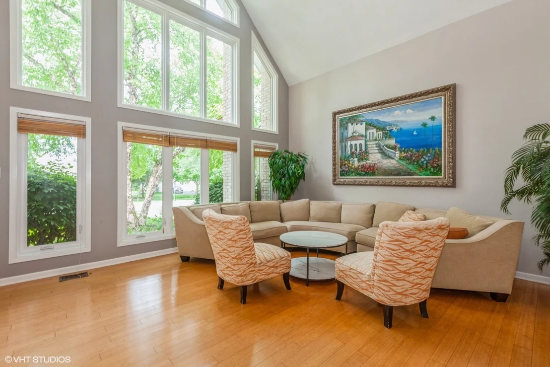 Photo of 954 Black Walnut Drive