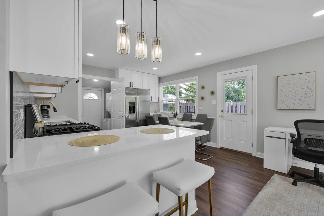 Photo of 3712 Wren Lane