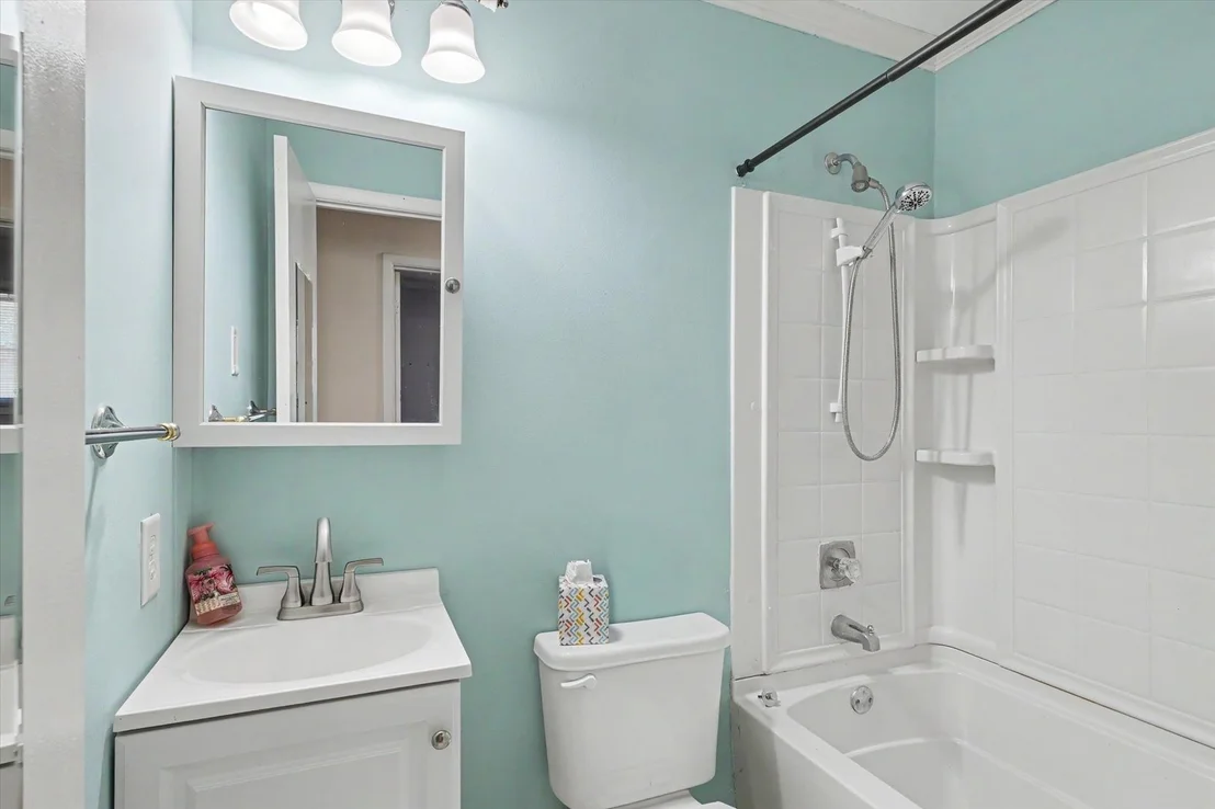 Photo of 406 NORTHGATE Drive