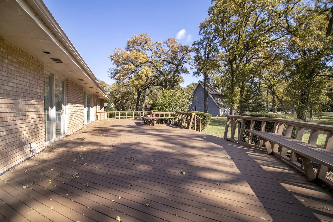 Photo of 1305 OAKTREE Lane
