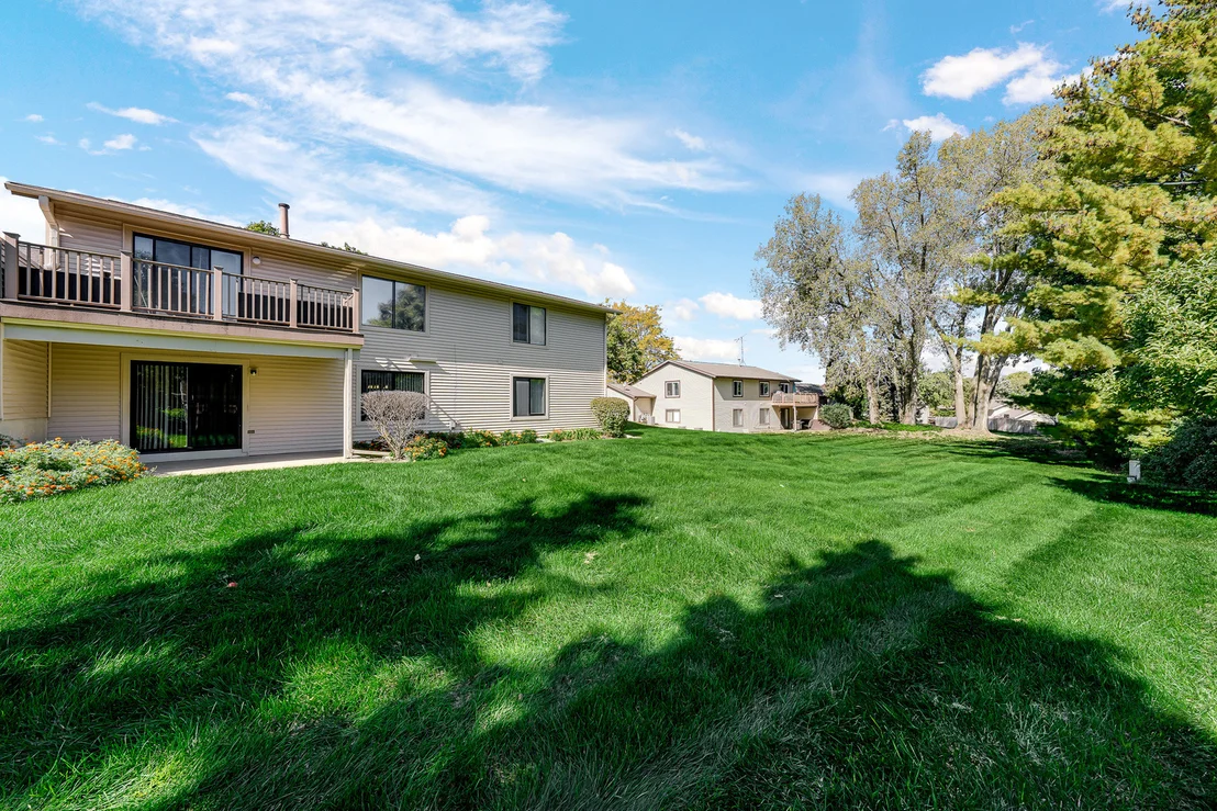 Photo of Unit D at 602 Devonshire Court