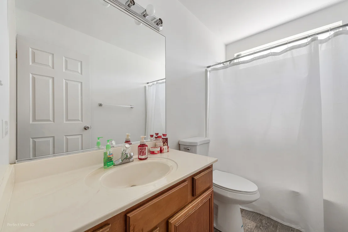 Photo of 1195 Masters Parkway