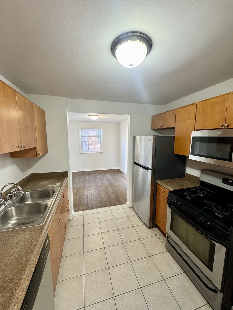 Photo of 3338 W 83RD Place