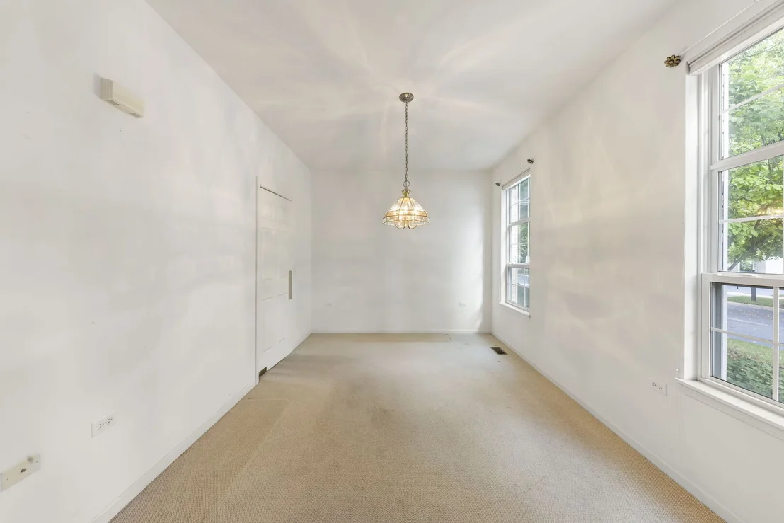Photo of 631 Dunhill Lane