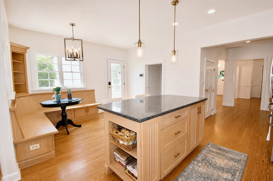 Photo of 1131 Thatcher Avenue