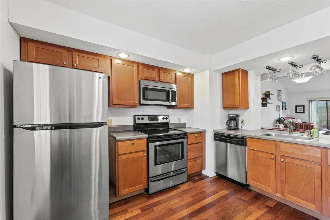 Photo of Unit 2159 at 2159 Harbortown Circle