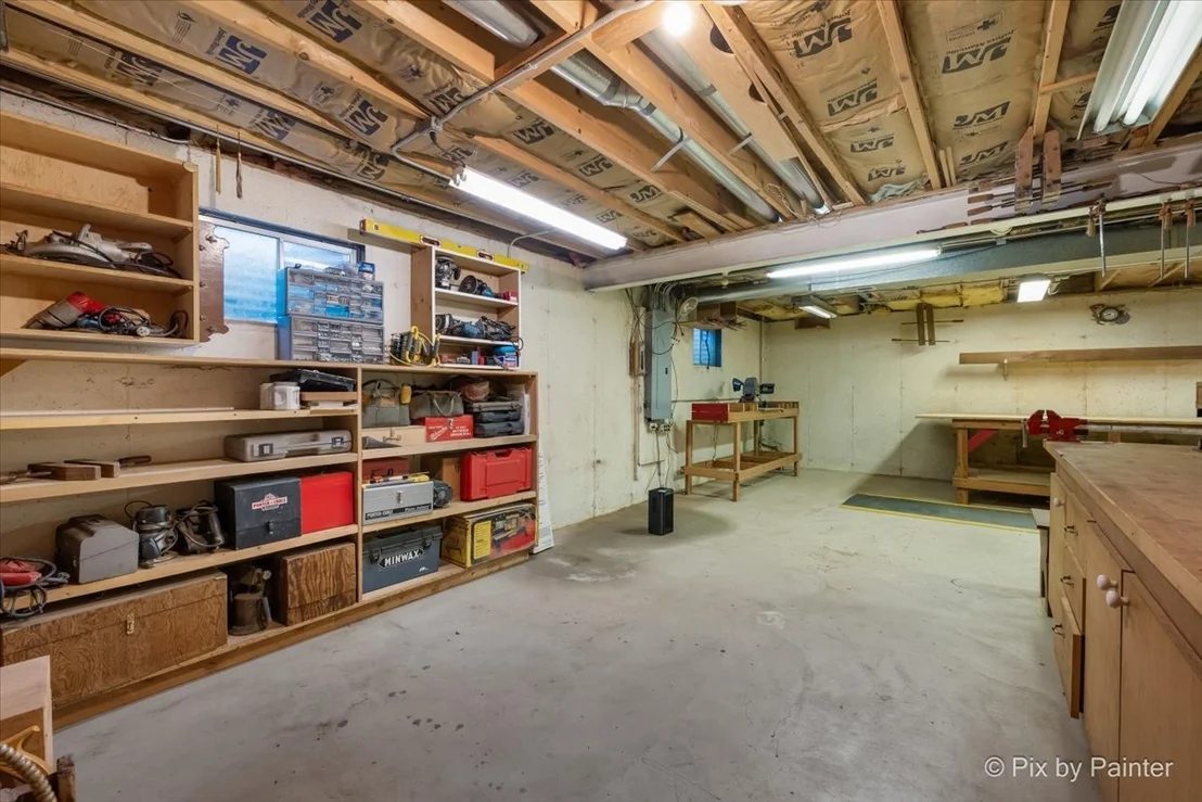 Photo of 765 Crest Drive