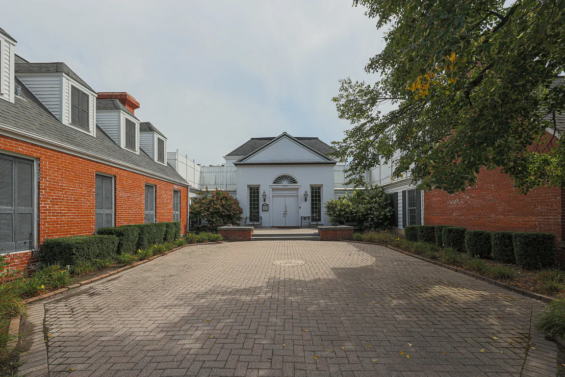 Photo of 2003 Sudbury Drive