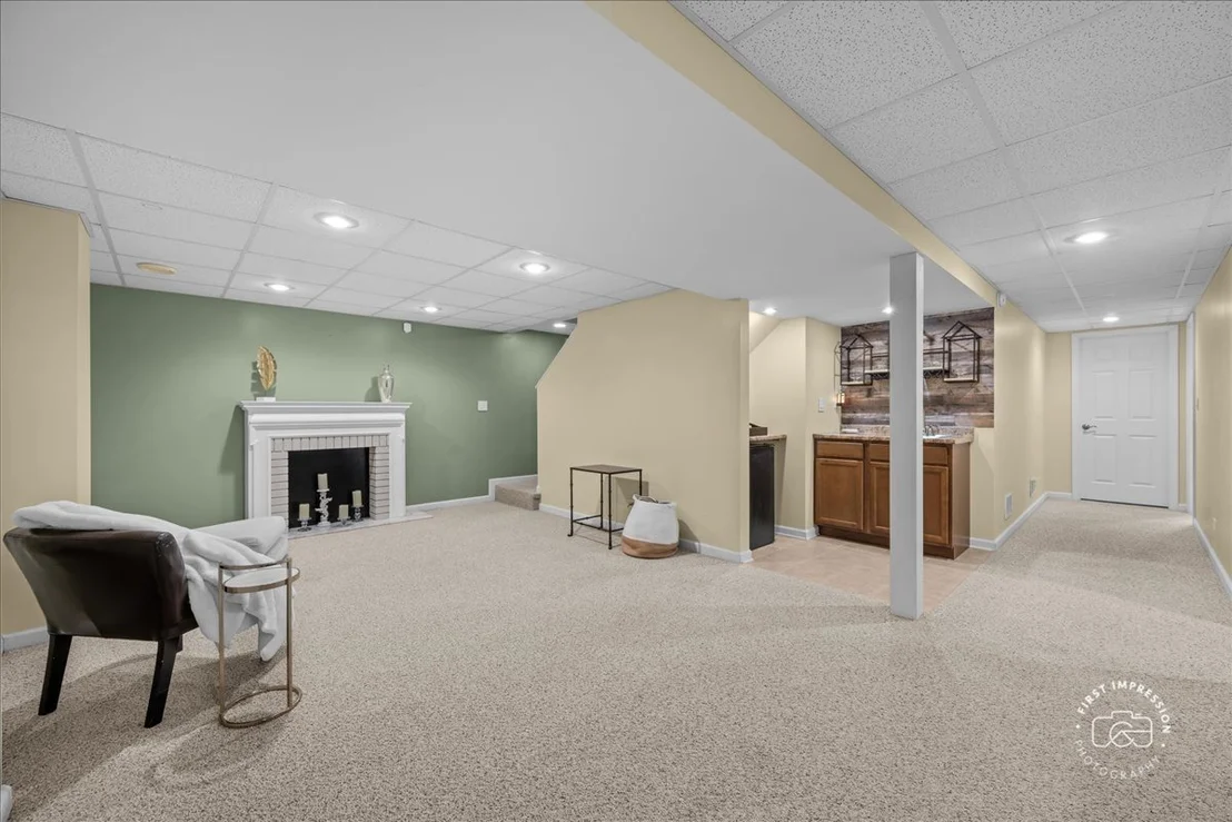 Photo of 1024 Maple Lane