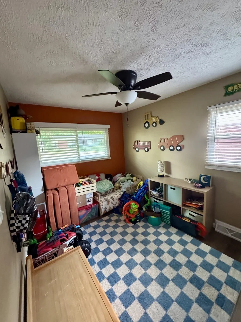 Photo of 326 Rowe Drive