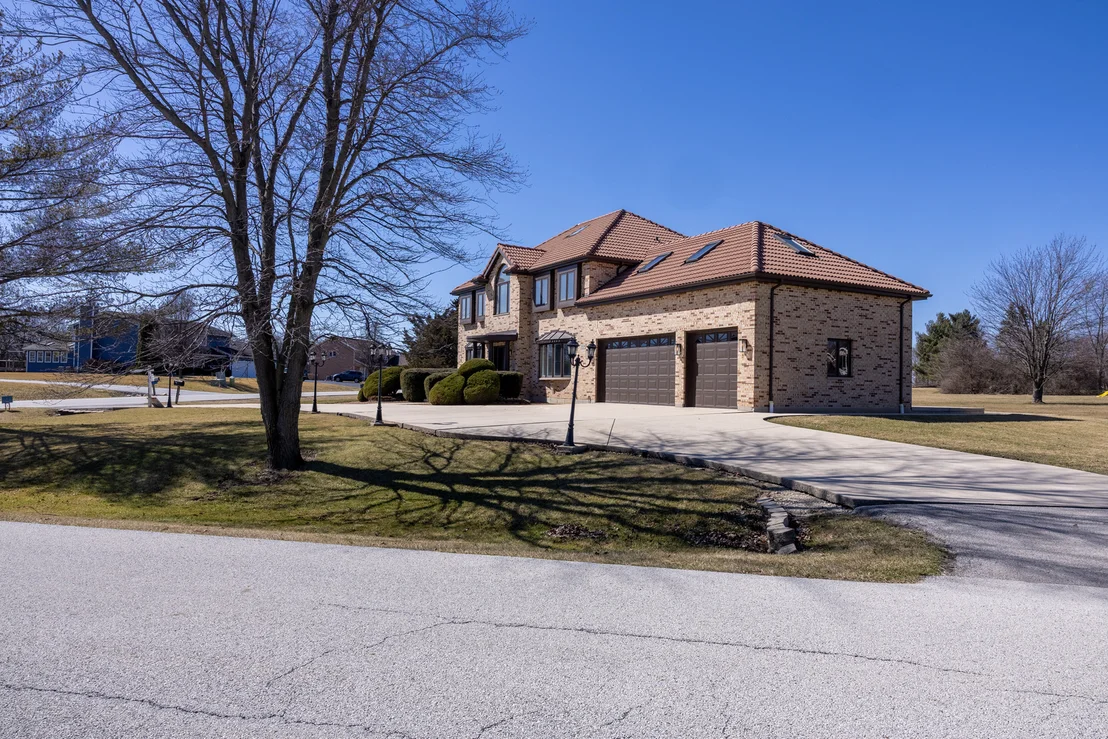 Photo of 2658 E ROYAL RIDGE Drive