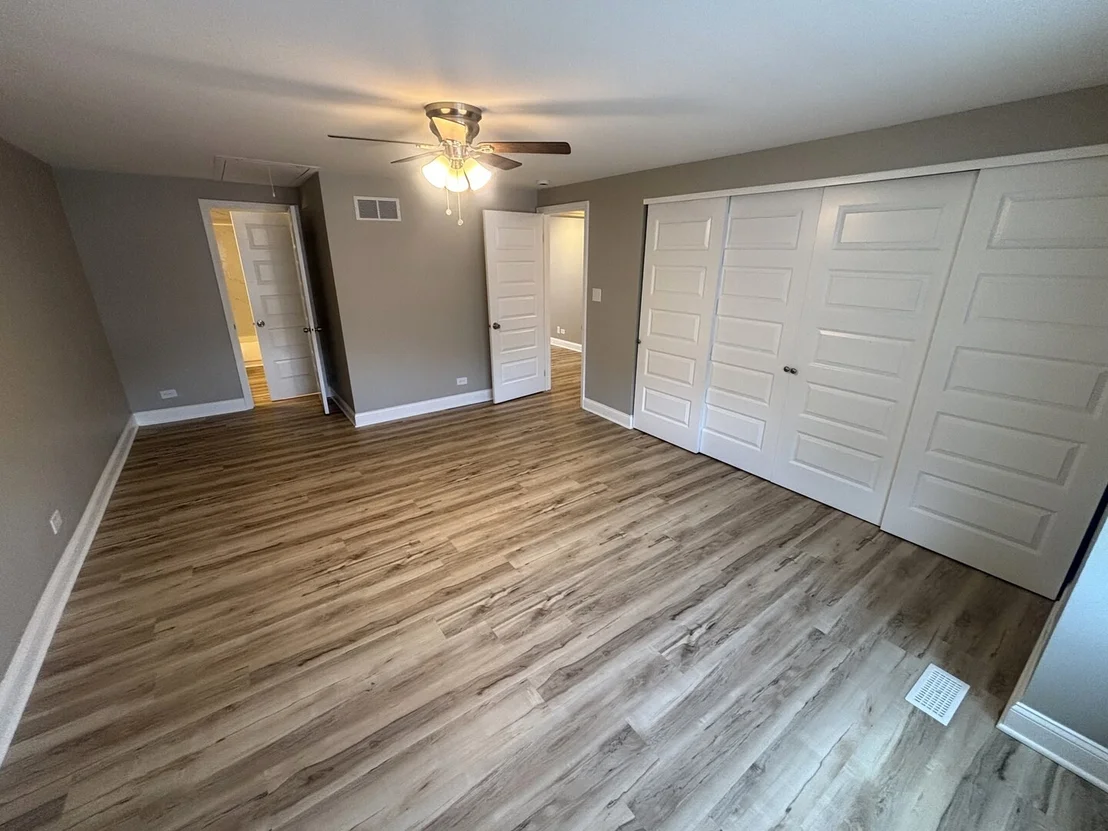 Photo of Unit 1863 at 1863 Williamsburg Drive