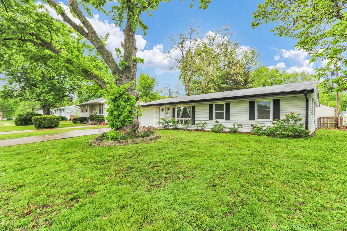 Photo of 1008 Stratford Drive