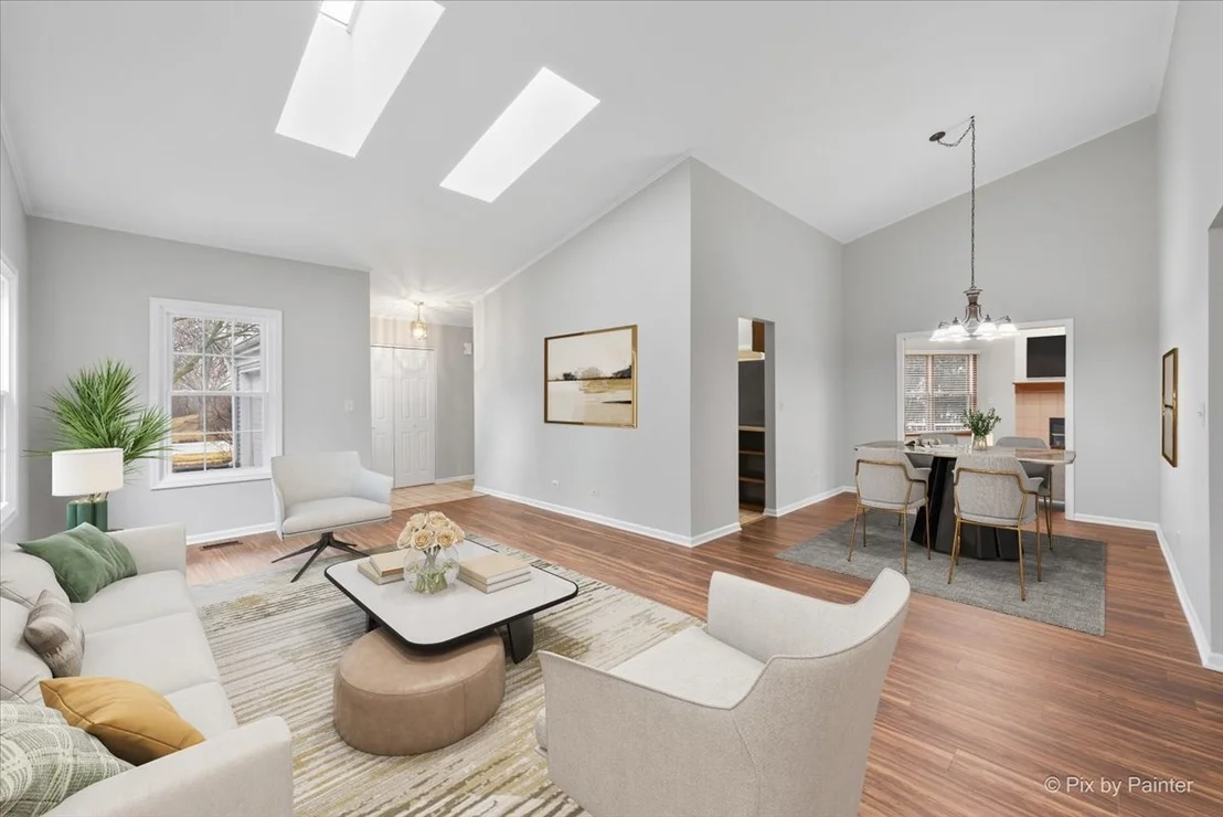 Photo of 1095 Devonshire Avenue