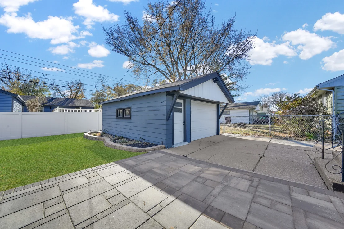 Photo of 19 Mohawk Drive