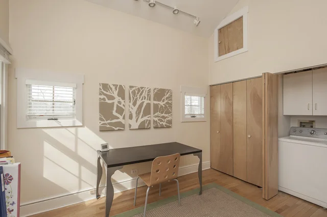 Photo of 839 Park Avenue