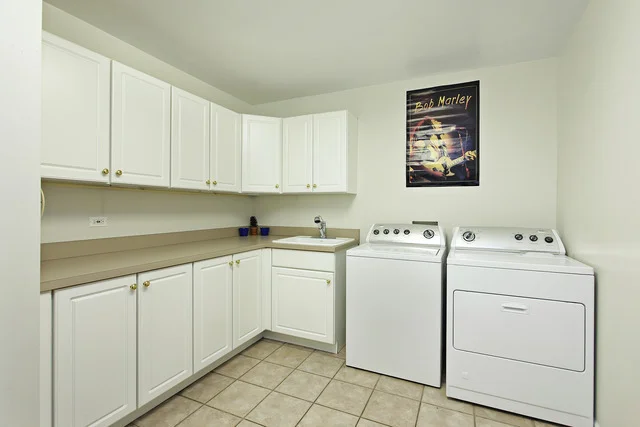 Photo of 650 Sapling Lane