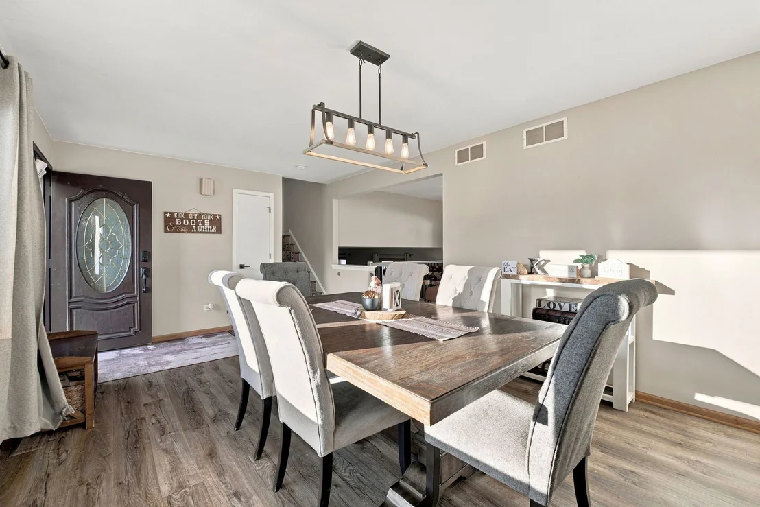 Photo of 815 Pine Needle Lane