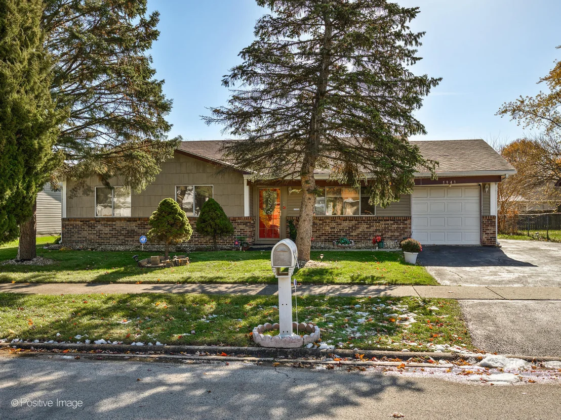 Photo of 5943 Woodgate Drive