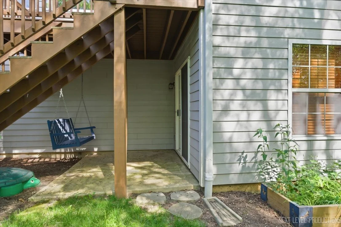 Photo of 865 Cambridge Drive