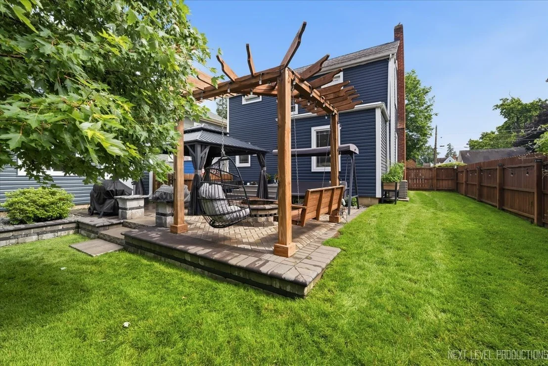 Photo of 354 Jefferson Avenue