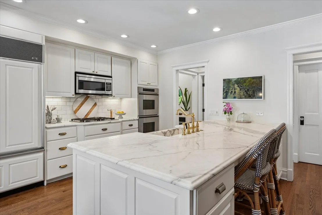 Photo of 579 Hill Terrace