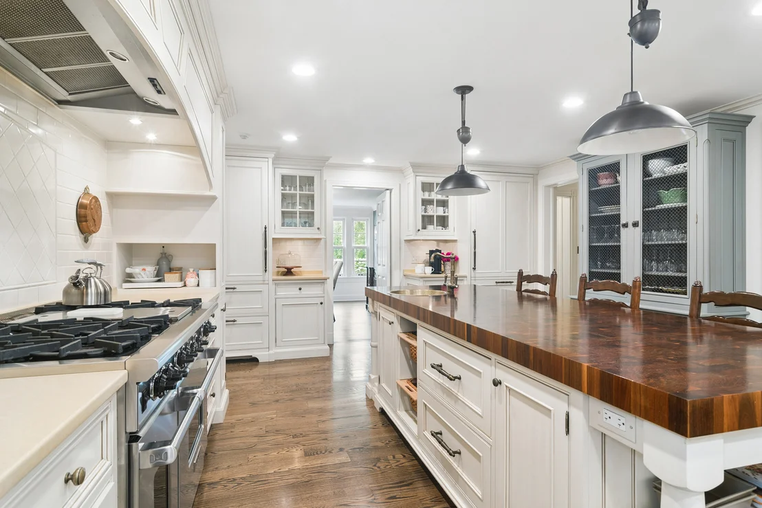 Photo of 332 Old Sutton Road