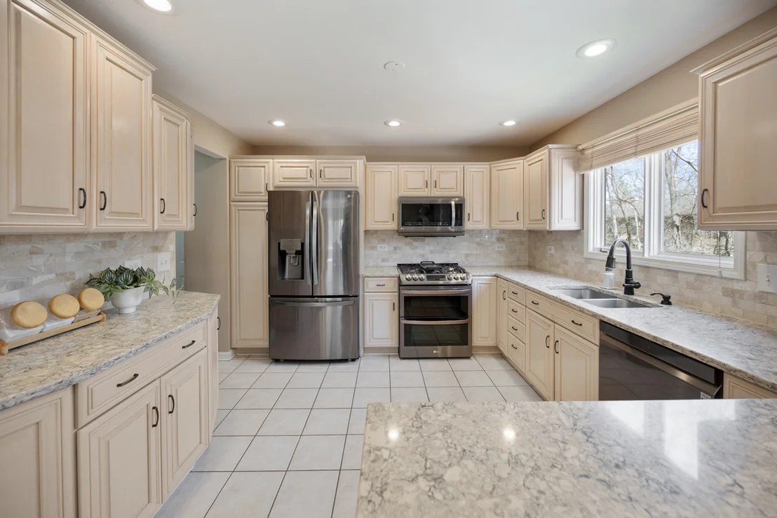 Photo of 9706 Fox Shores Drive