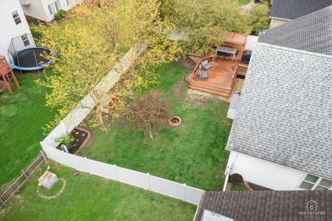 Photo of 875 RED CLOVER Drive