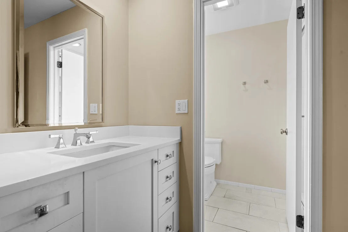 Photo of 3142 Hemlock Lane