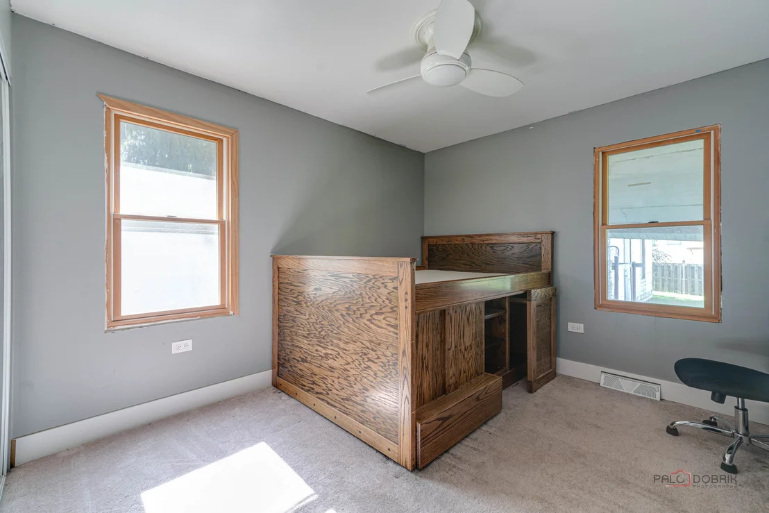 Photo of 6703 Hawthorne Drive