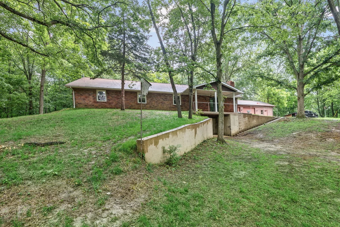 Photo of 414 Gilliland Road