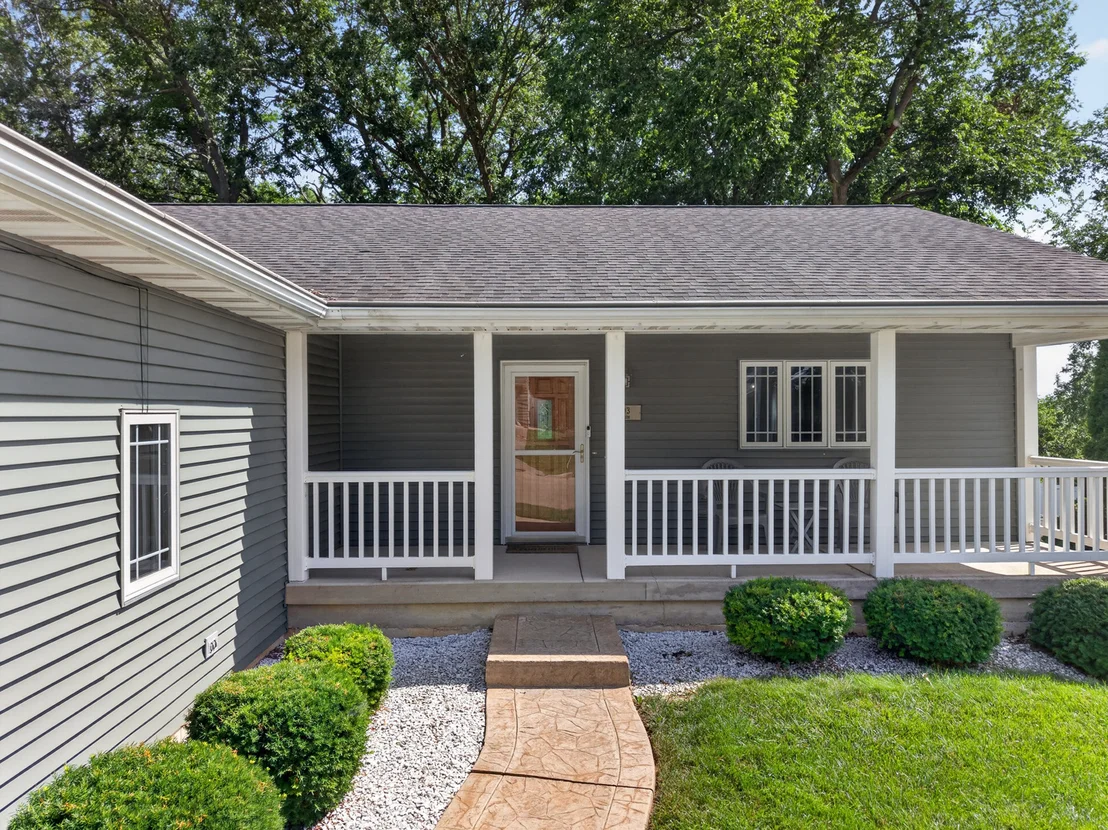 Photo of 303 Hillside Avenue