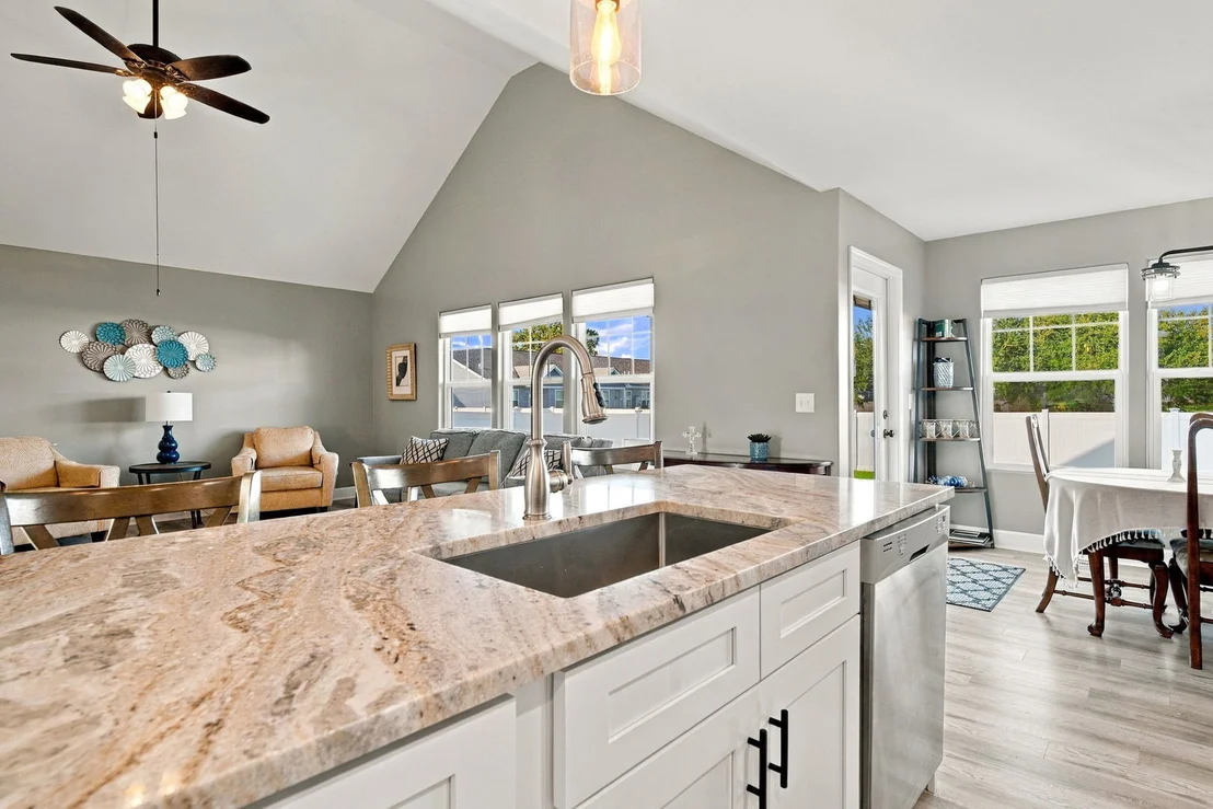 Photo of 2264 Chestnut Lane